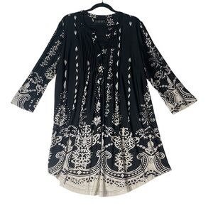 Plus Size 2XL Women’s Black and‎ White Tunic M0231